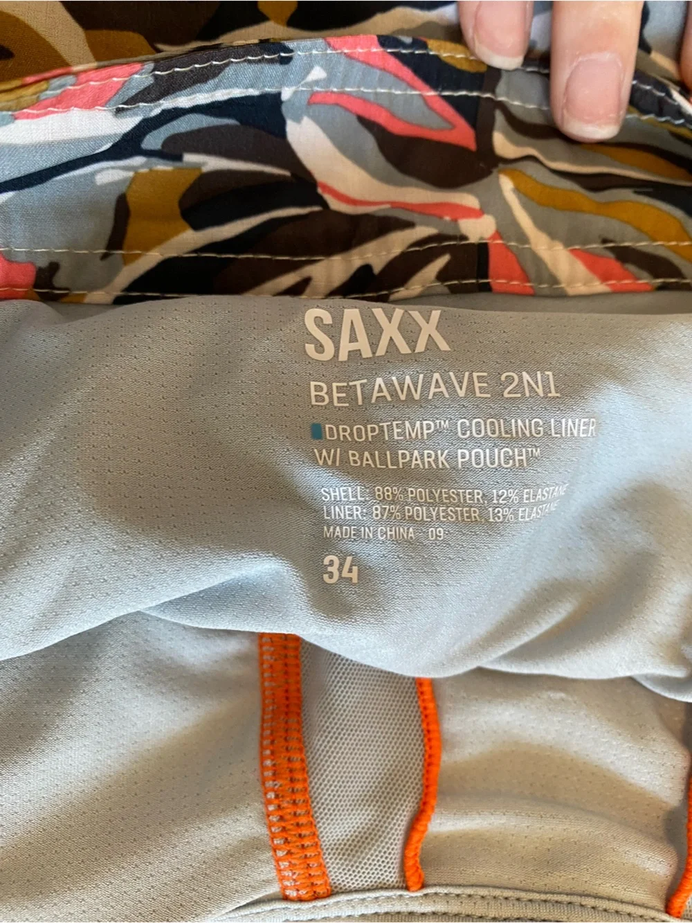 SAXX Betawave 2N1 Swim Shorts 17” Abstract Print Size 34 NWT
